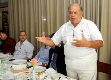 Jonas Paulo passa comando do PT e avalia candidatura para 2014