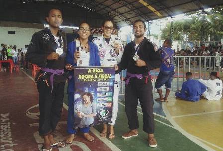 JIU-JITSU DE MUCURI-SEDE E ITABATÃ  CONQUISTA 11 MEDALHAS Na Etapa ESTADUAL em Teixeira de Freitas