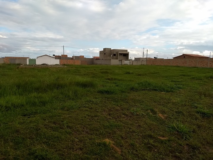 Vende-Se Um Terreno no Loteamento Caribe em Itabata