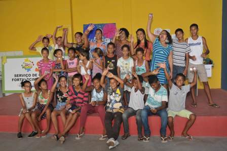 CRAS de Itabatan monta lojinha para ensinar crianças o amor pelo voluntariado