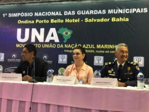 Professora Dayane Pimentel defende que guardas municipais em todo o país tenham porte de arma