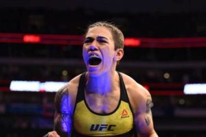 Jéssica faz valer apelido de ‘Bate-Estaca’, crava Namajunas no solo e salva noite brasileira no UFC 237