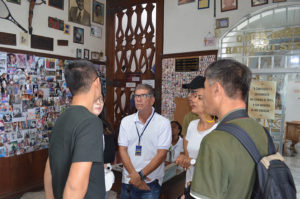 Jornalistas chineses visitam cartões-postais de Salvador