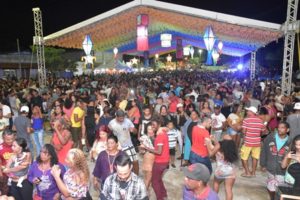 FORRÓ DO PEROÁ: ALEGRIA, TRADIÇÃO E FÉ MARCAM OS TRÊS DIAS DE FESTA EM MUCURI