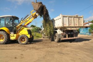 Bairros de Itabatã recebem mutirão de limpeza