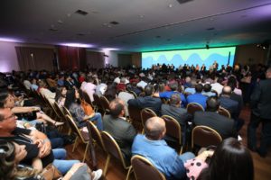 “Na crise surgem modelos para fazer mais com menos”, diz Rui em encontro com prefeitos