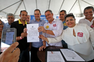 Itanhém tem ordem de serviço para recuperação de mais de 20 km da BA-290