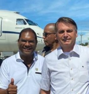 ROBERTINHO FAZ APELO POR INTERVENÇÃO DO GOVERNO FEDERAL NO PROBLEMA DA EROSÃO COSTEIRA E OUTRAS NECESSIDADES URGENTES DO MUNICÍPIO