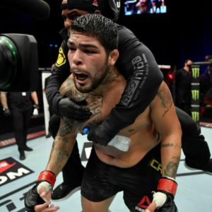 Baiano Carlos ‘Boi’ vence a segunda luta no UFC