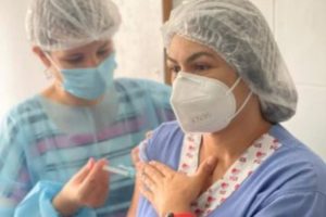 Bahia vacina mais de 217 mil baianos contra Covid-19