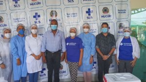 “Vamos vencer esta batalha” diz prefeito Robertinho após vacinar novo público em Mucuri