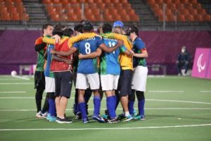 Após 17 anos, tem Brasil e Argentina de novo na final do futebol de cinco