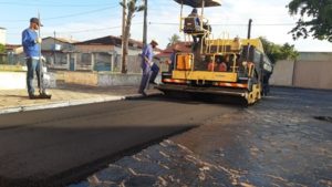 Iniciadas as obras de asfaltamento das avenidas e ruas do centro de Mucuri