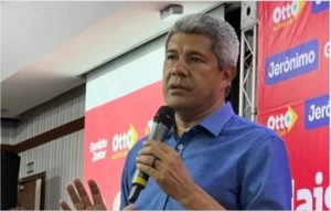 Jerônimo repudia decisão de Bolsonaro sobre Daniel Silveira