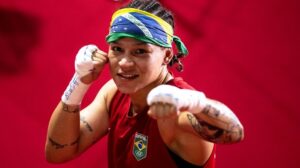Bia Ferreira fará estreia no boxe profissional em novembro