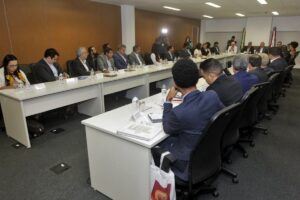 Jerônimo reúne secretariado e estabelece metas para os primeiros cem dias de governo