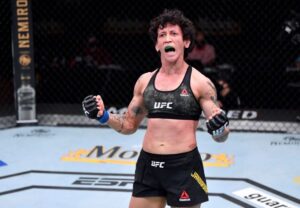 Luta entre Virna Jandiroba e Tatiana Suarez deve acontecer em agosto