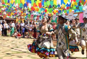 Brasília vive clima do São João da Bahia