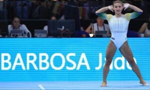 Jade Barbosa garante medalha de ouro na Copa do Mundo de ginástica