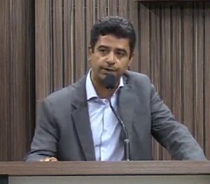 DR. HÉLIO, CARLINHOS E DEMA REPRESENTAM MUCURI NA ELEIÇÃO DA NOVA DIRETORIA DA UCAMES